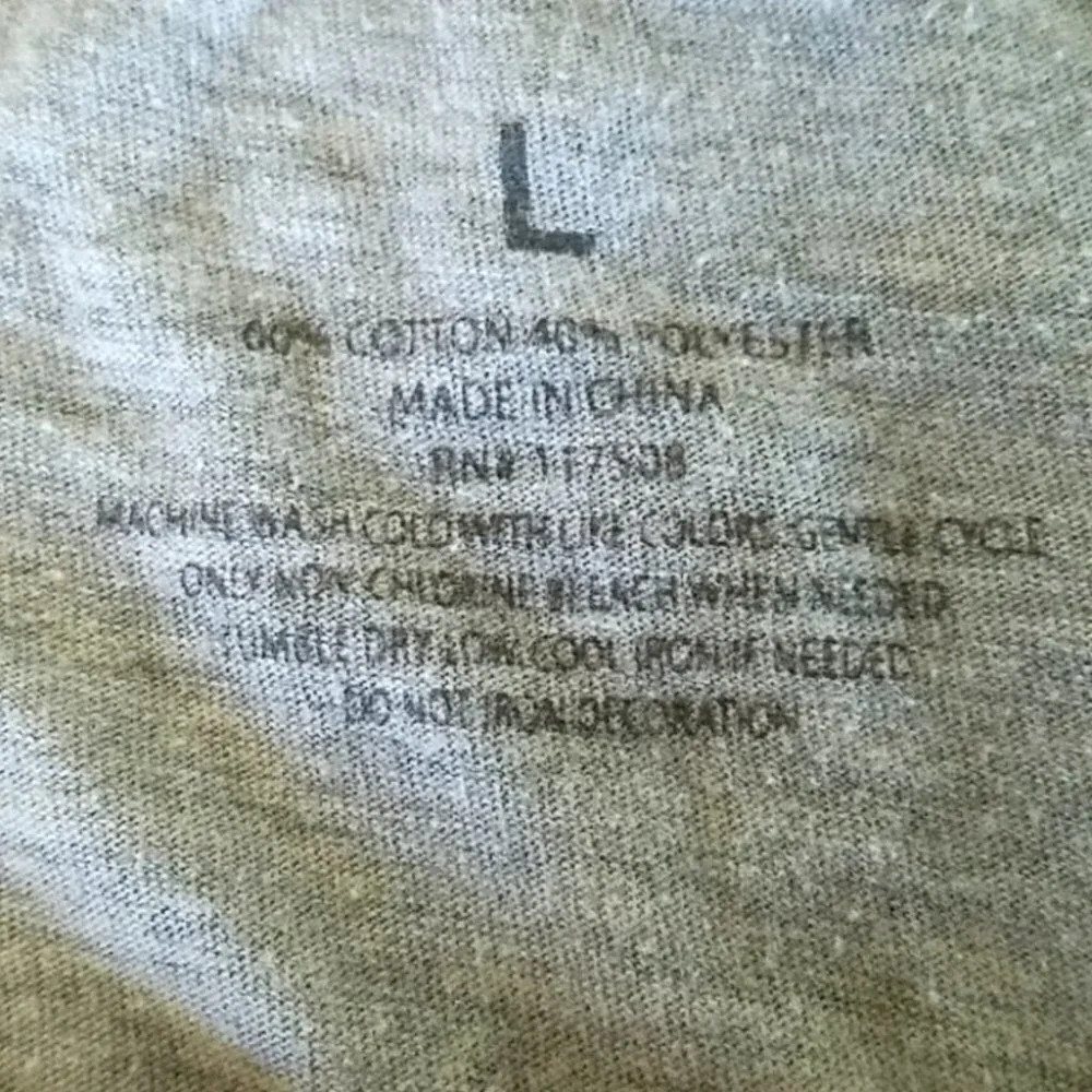 Open Shoulder T-Shirt - Picture 4 of 4